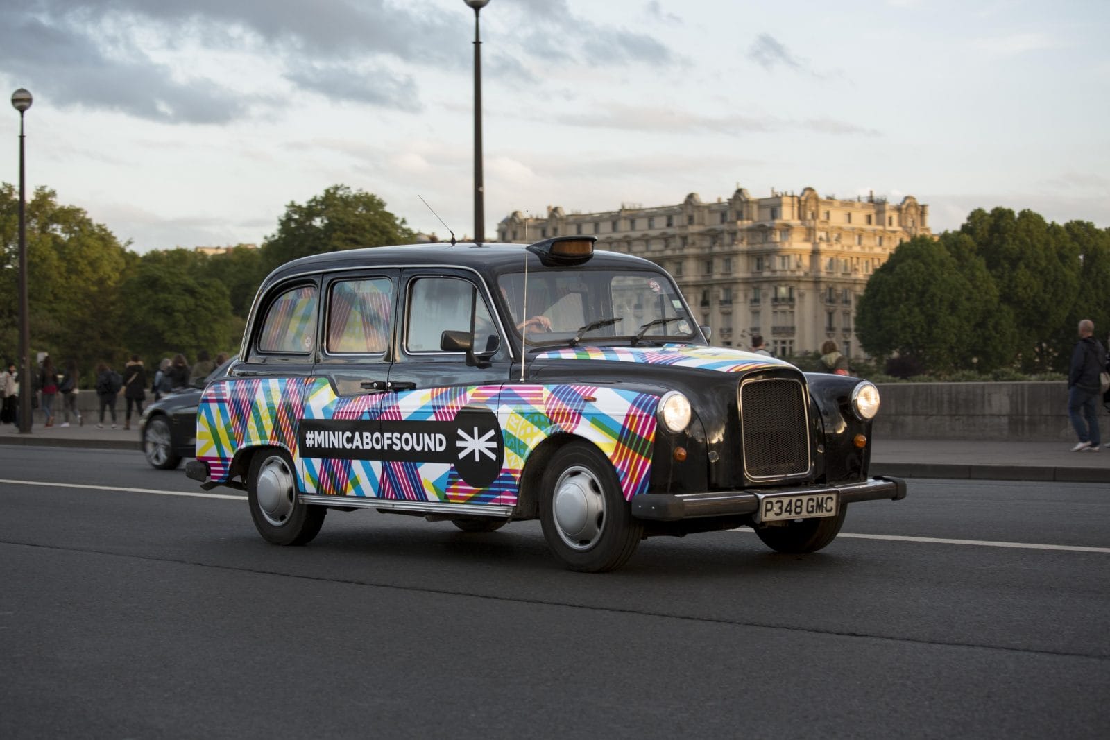Minicab of Sound, les taxis londoniens débarquent à Paris ! 1