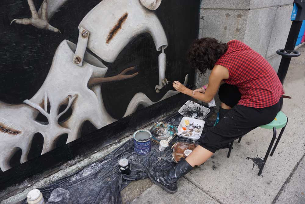 Kat à la découverte d'un street-artist qui se veut "dérangeant" 8