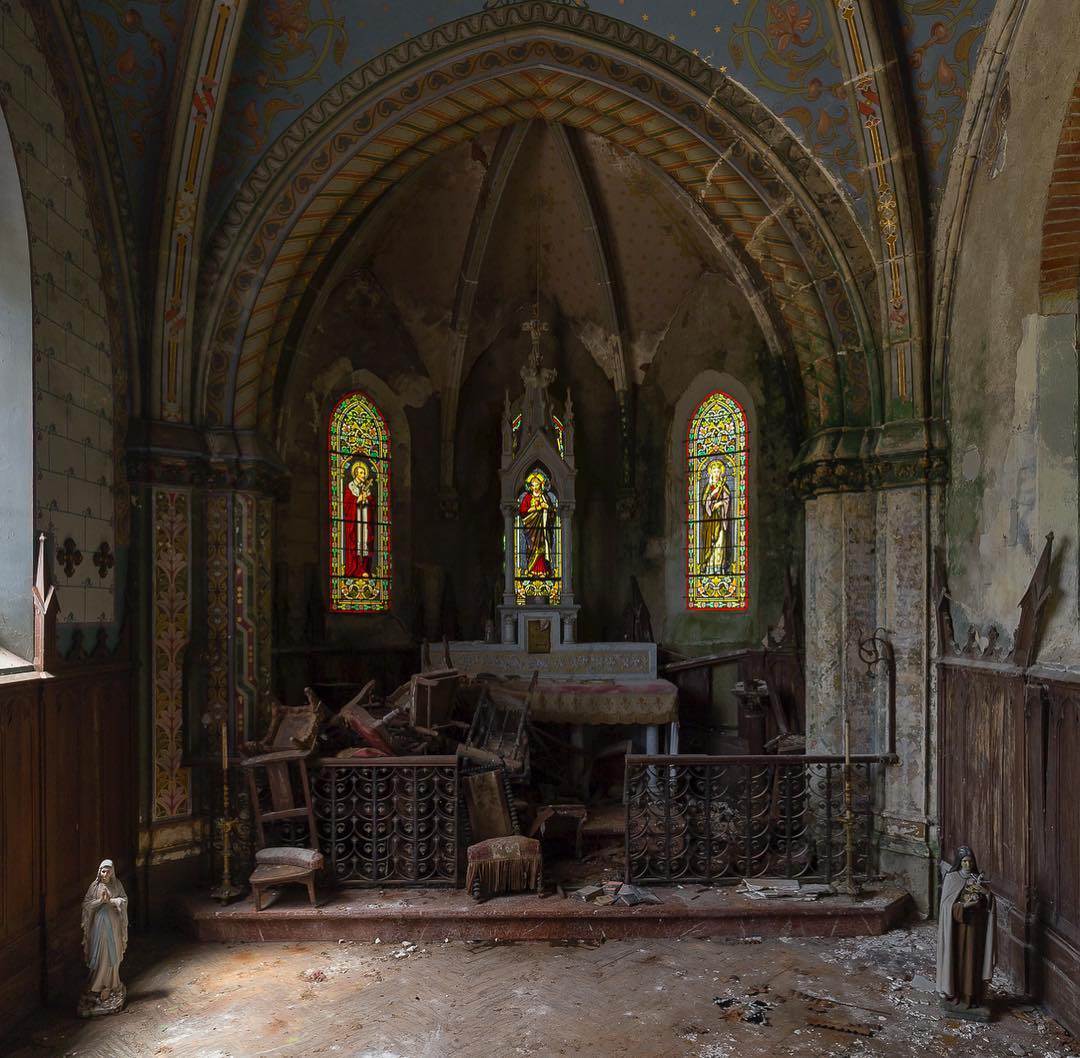 photo d'une église abandonnée prise par le photographe Ilan Benattar 