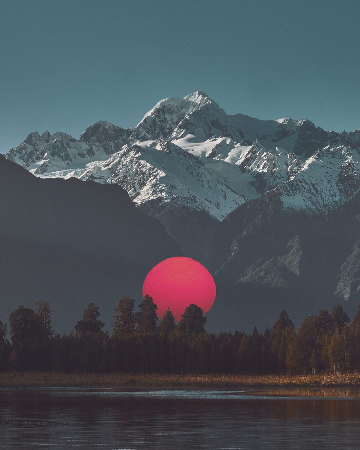 The Sun on the Mountain est une création du photographe Bogdan Sorg