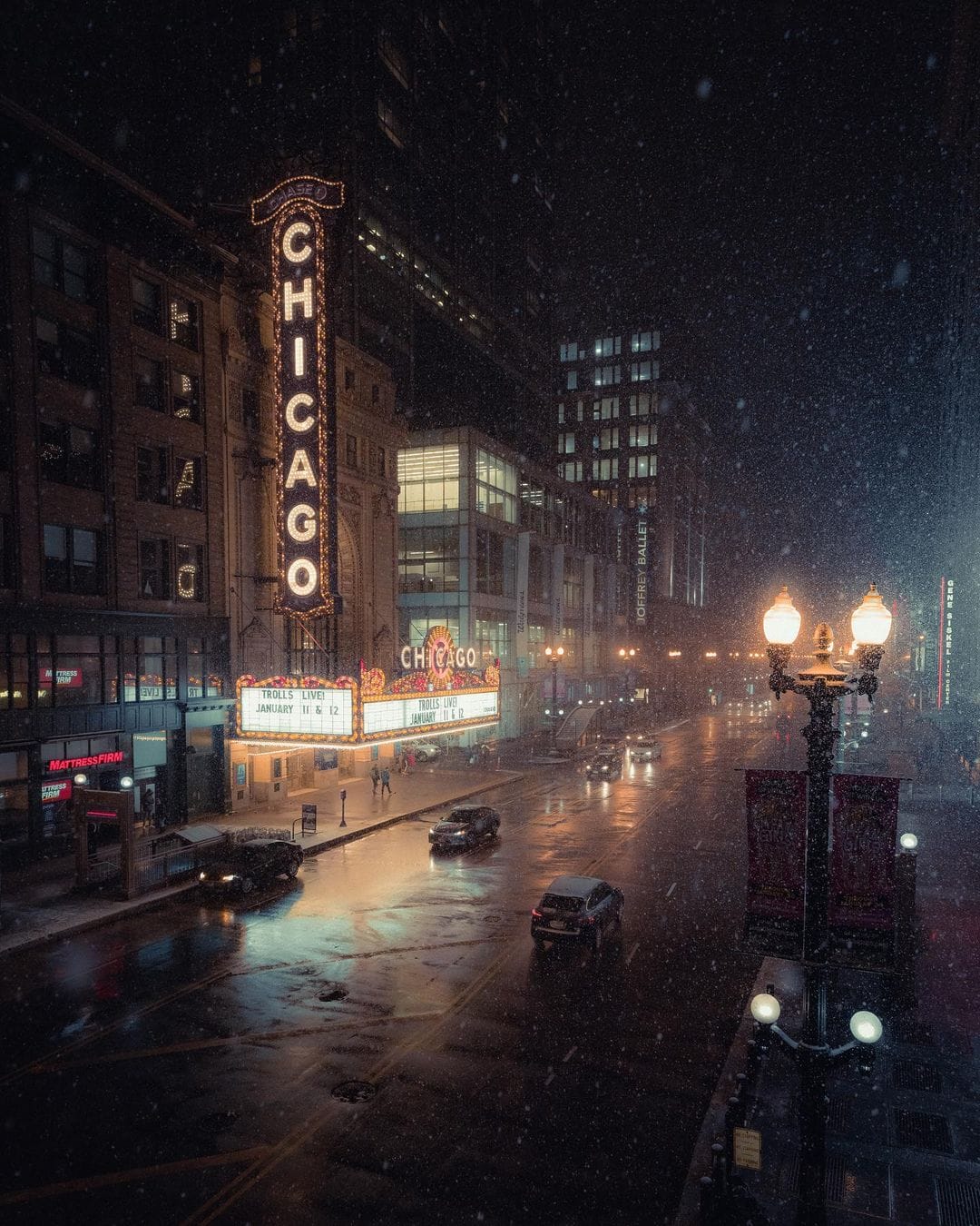Nick Miller Chicago sous la pluie 