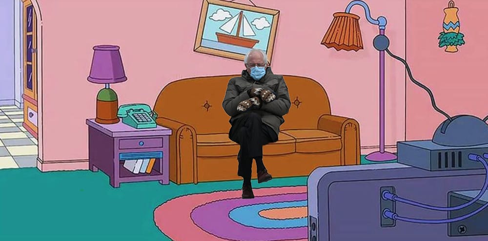 Bernie Sanders assis sur le canapé des Simpsons