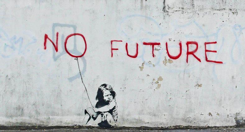 Tag d'un enfant tenant un ballon qui est la lettre "O" du mot "No Future"