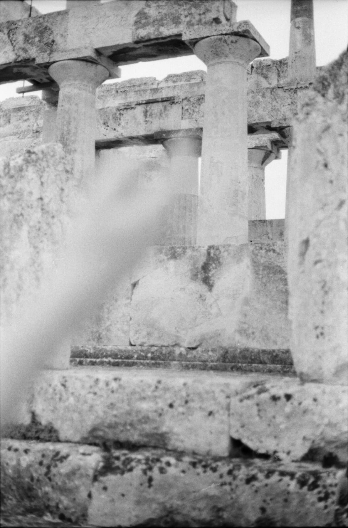 Quentin Fromont photo noir et blanc colonnes temple grec
