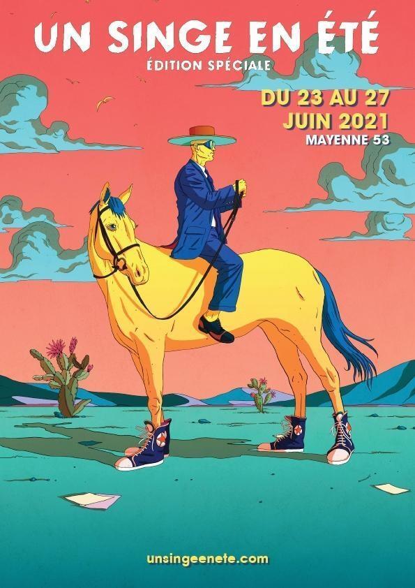 Affiche "Un singe en été" représentant un homme assis à l'envers sur un cheval dans un désert.