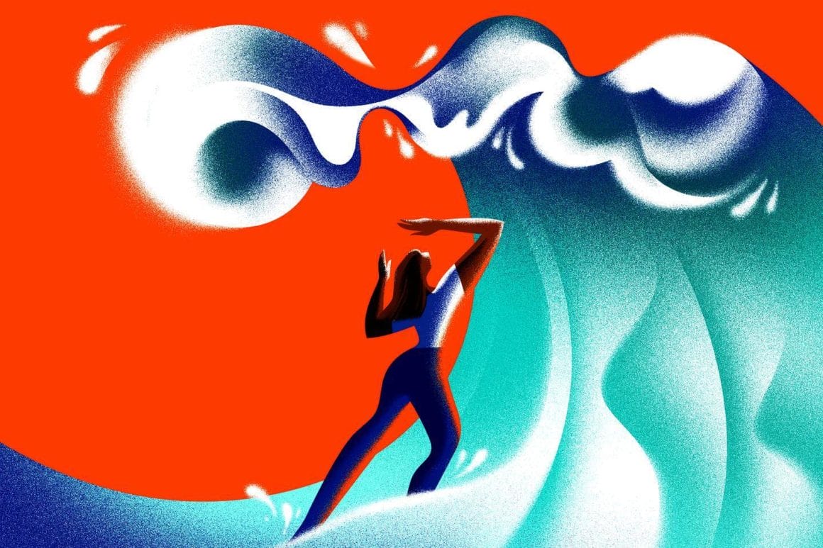 Vague bleue submergeant une femme sur fond rouge