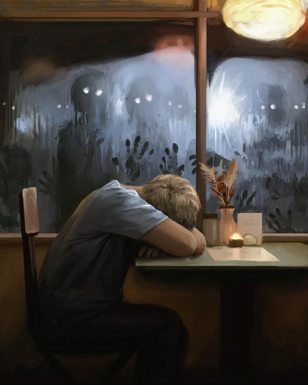 Un homme blond est affalé sur une table de restaurant la tête enfoui dans les bras. À la fenêtre, des dizaines de créatures ne laissant paraître que leurs yeux blancs regardent le jeune homme la main sur la vitre.