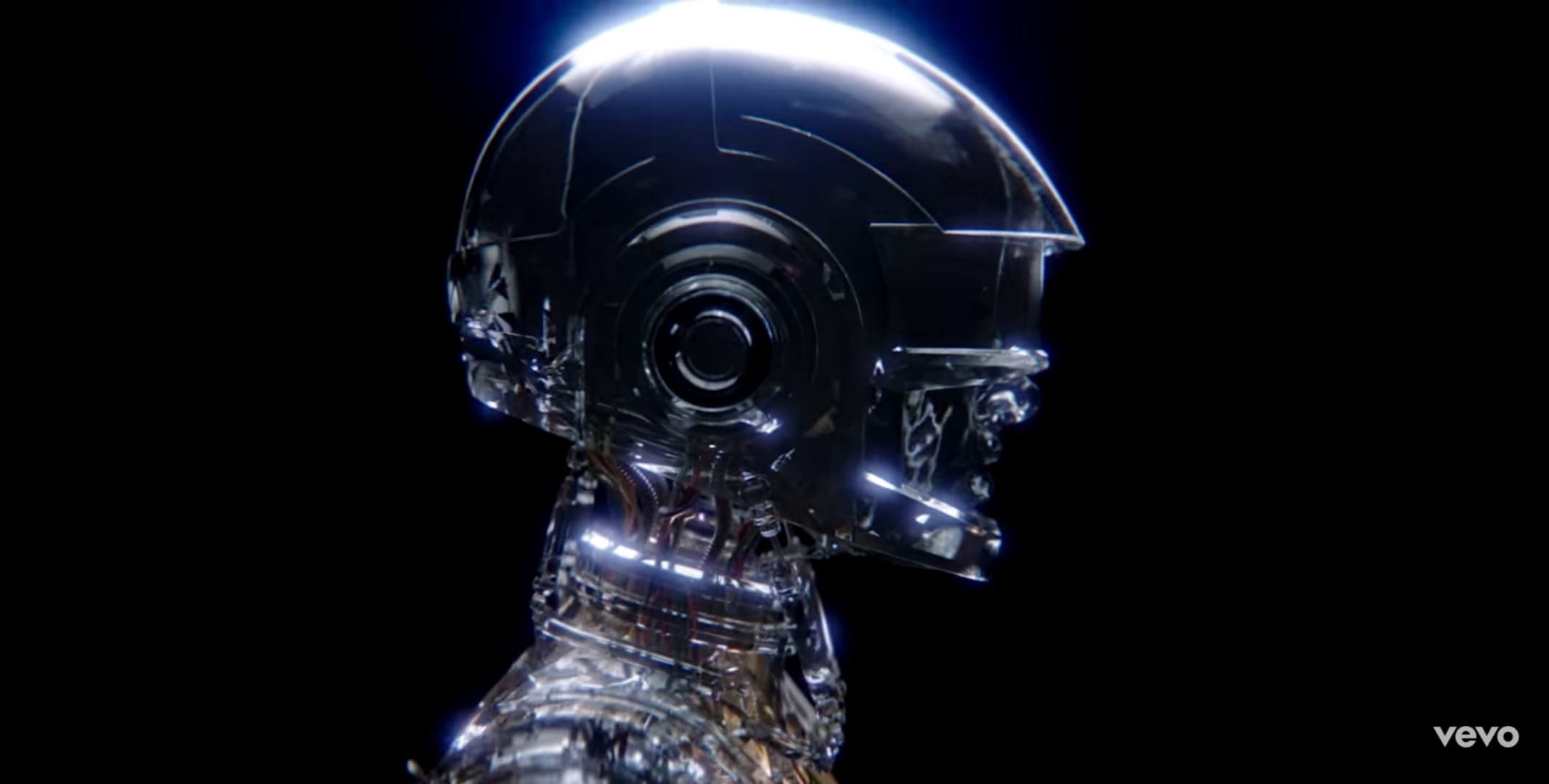 Les Daft Punk dévoilent le clip inédit de “infinity repeating”  3
